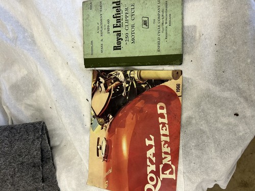 Royal enfield brochure - royal, &