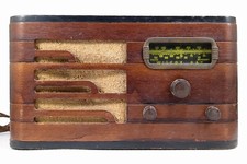 Wilcox-Gay A52 Tube Radio Art