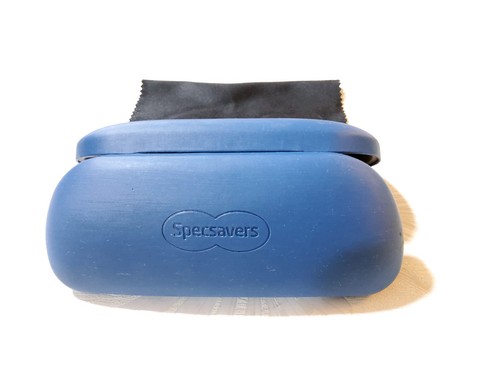 ❤️Specsavers hard case