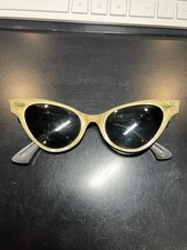 Vintage RAY BAN USA Sunglasses