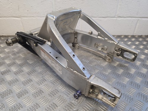 Suzuki gsxr750 swingarm - swingarm, rear
