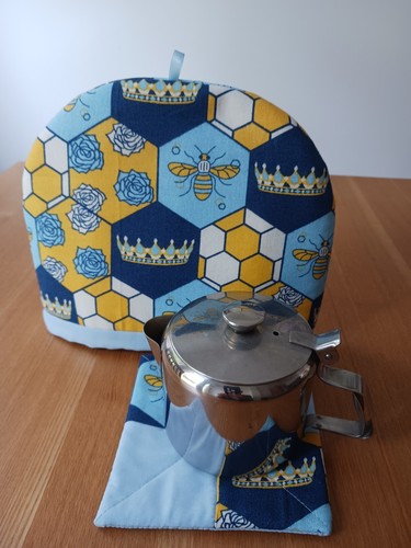 Tea cosy pot - tea, one