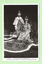 [B945] Royalty R/P Postcard Their Majesties The King & Queen, Coronation Robes