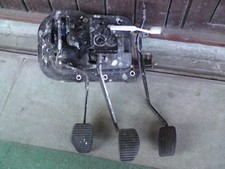 PEUGEOT 406 M/T PEDAL BOX SET FROM A D9 COUPE, DELIVERY O/S UK MAINLAND -  £XTRA