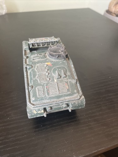 Dinky toys 691 alvis striker - 691,