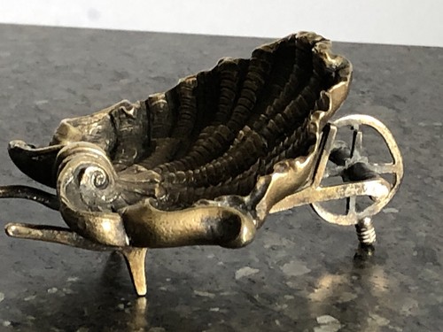 Stunning antique bronze - antique, metal