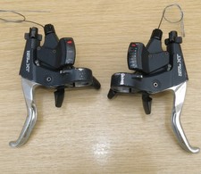 Shimano Deore XT ST-M739 3 x 8