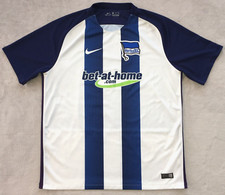 Hertha Berlin 2016 - 2017 home