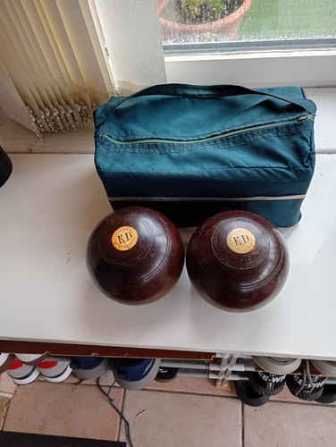 Crown green bowls - bowls, vintage