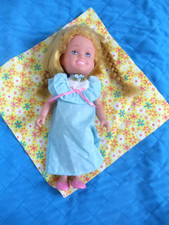 VINTAGE 1980's PLAYSKOOL DOLLY SURPRISE  GROW HAIR DOLL ORIGINAL SHOES WORKING