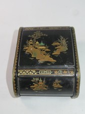 VINTAGE TOBACCIANA Lacquered