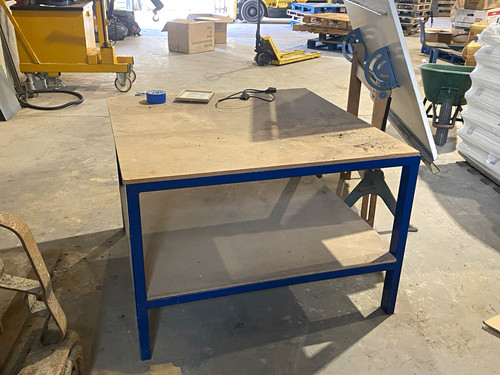 Blue metal work bench - metal,