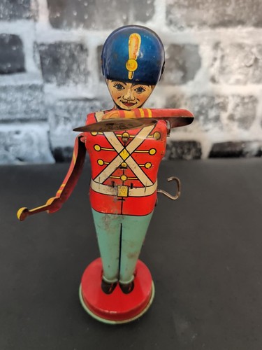 1930s chein co tin - j,
