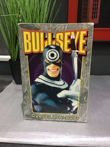 Nib marvel mini bust - nib,