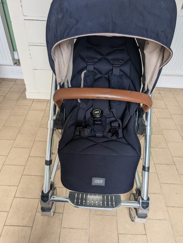Stunning navy tan mamas - stunning, &