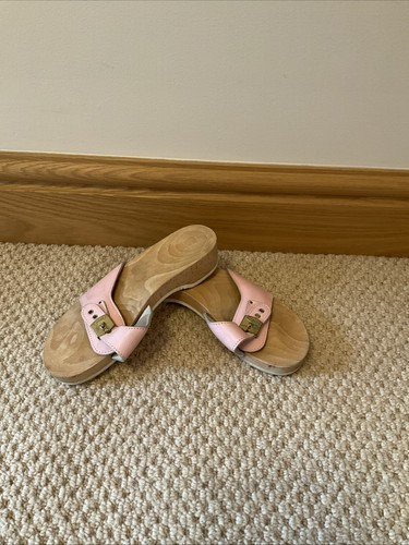 Scholl pescura exercise - exercise, wooden