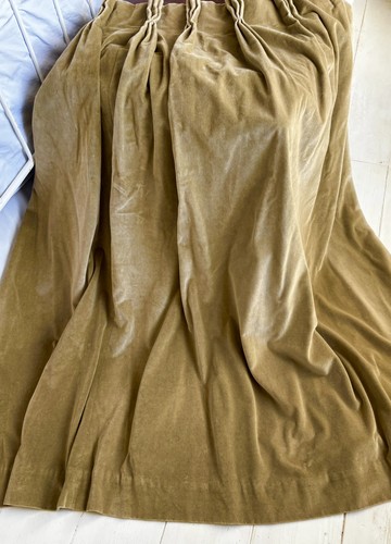 Gorgeous vintage velvet - gorgeous,