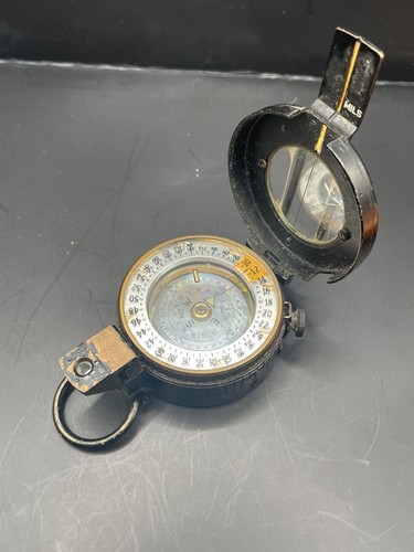 Compass 1940 ww2 military - compass,