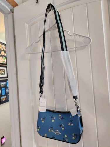 Beautiful blue coach purse - blue,