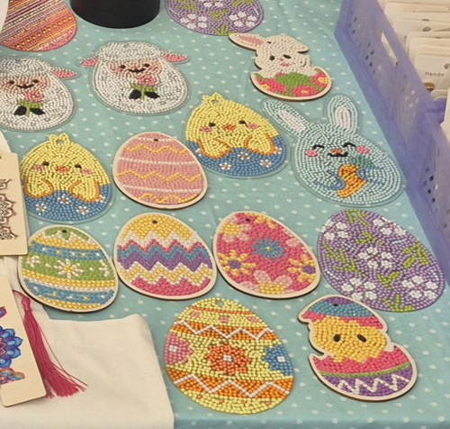 Easter egg diamond painted - diamond,