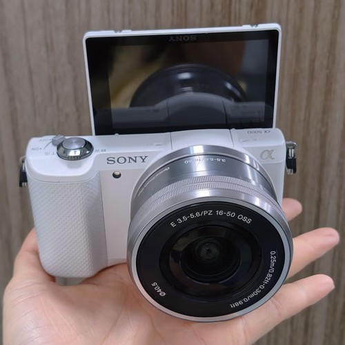 Sony alpha a5000 - sony,
