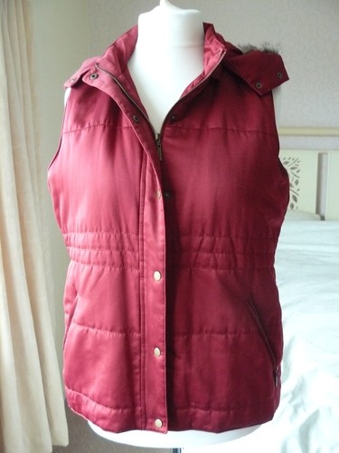 Dash dark red - padded, gilet