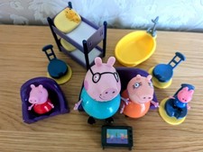 Peppa Pig Family Figures &