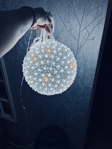 Flowery hanging light ceiling - flowery,