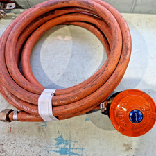 SUPERGAS 28mb Gas Regulator Valve - Clip On Type - For Butane Calor With 5m Hose