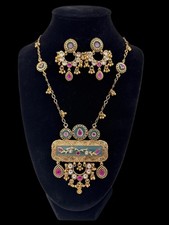 Gold Tone Indian Necklace Set