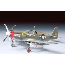 TAMIYA 61042 N.American P-51B