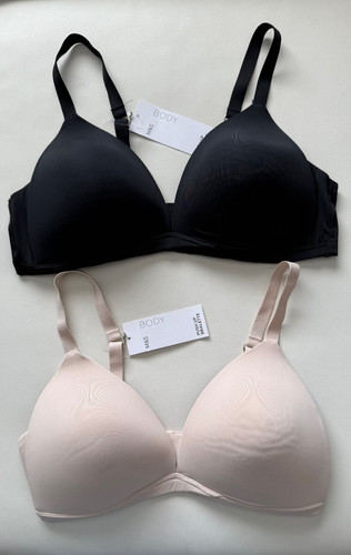 Bnwt body non wired - bnwt,