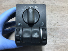 VAUXHALL ZAFIRA 2002 HEADLIGHT