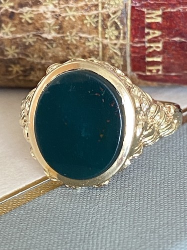 Gents 9ct gold bloodstone - 9ct,
