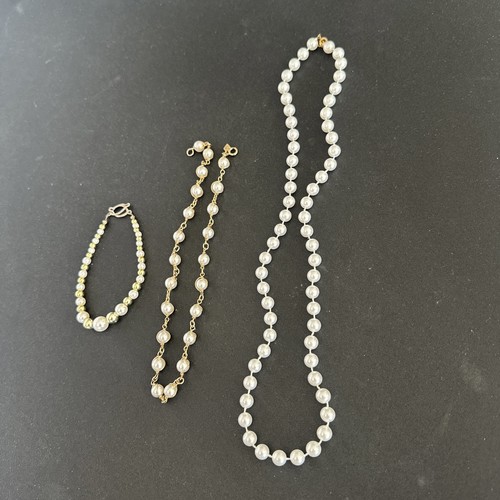 Vintage faux pearl necklace - vintage, &