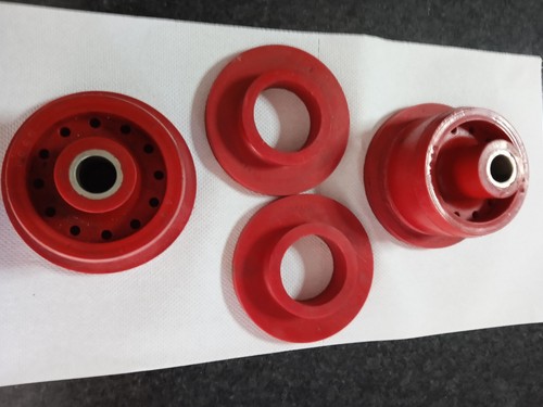 Rear axle mount - axle, bushes