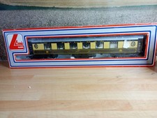 LIMA  OO GAUGE PULLMAN COACH UN NAMED COMPLETE VGC (HA1)