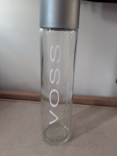 Voss 330ml glass - glass, water