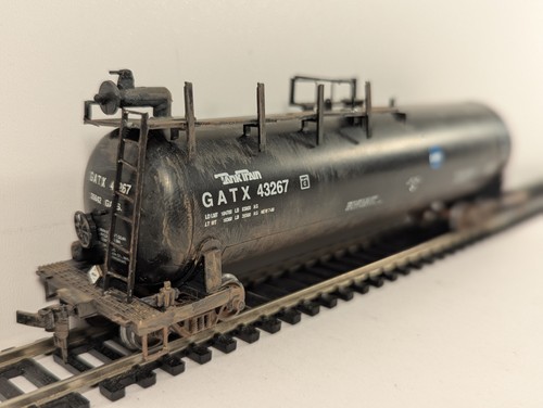 Roundhouse gauge tank - gauge, 50'