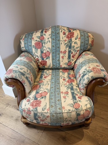 Victoria pine ducal armchair - victoria,