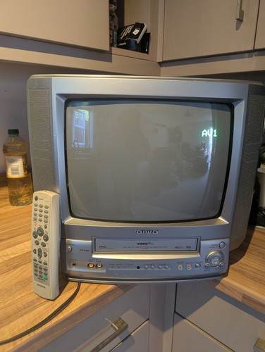 Aiwa crt t149k - crt, vhs