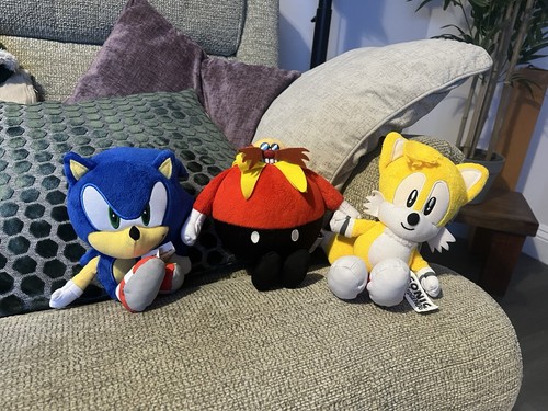 Sonic the hedgehog plush - the,