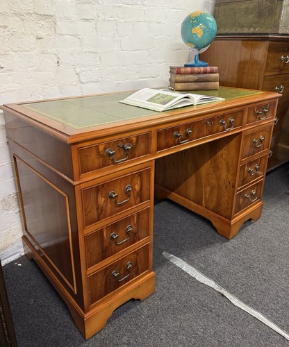 Traditional yew wood - traditional, twin