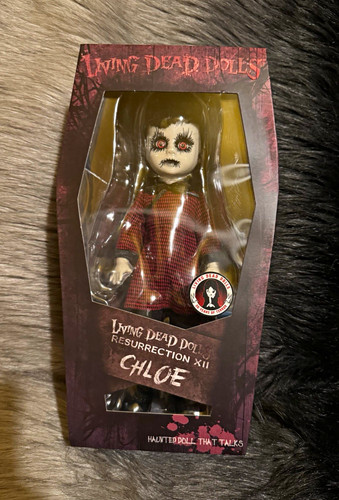 Living dead dolls resurrection - dead,