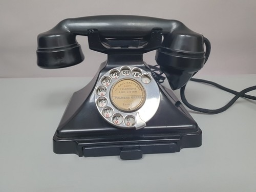 Vintage bakelite telephone - vintage,