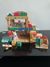 Sylvanian Families Primrose Nursery Baby Bundle With Toilet Block 4345