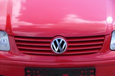 VW Polo 6N2 VW sign radiator