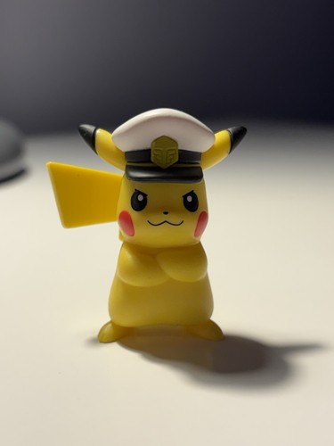 Captain pikachu pokémon - captain,