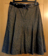 Ladies GERRY WEBER dark grey 36% virgin wool lined Skirt size 18 or 16