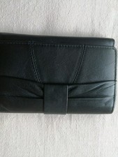 BETTY JACKSON BLACK WOMEN'S BLACK LEATHER WALLET PURSE